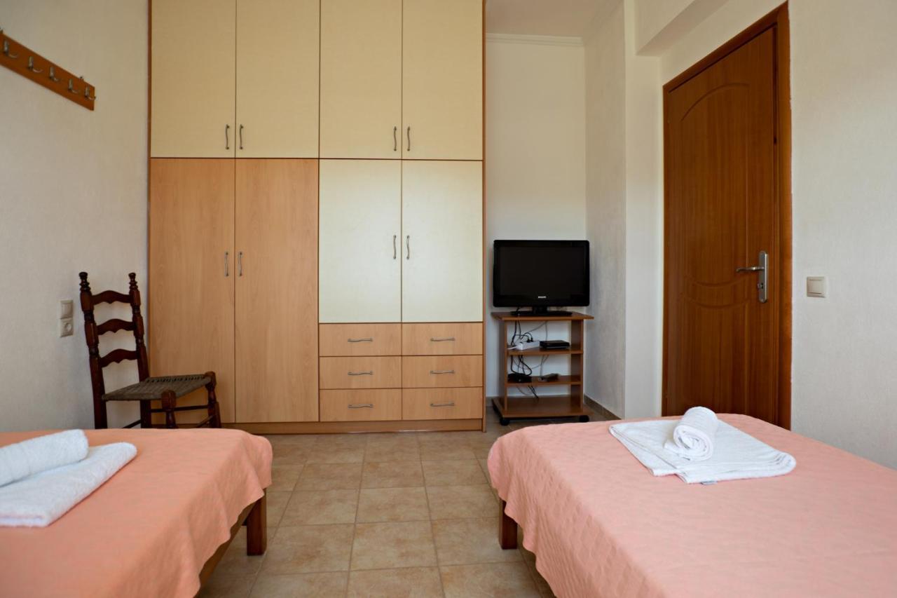 Nikki'S Family Apartments Sivota  Bagian luar foto